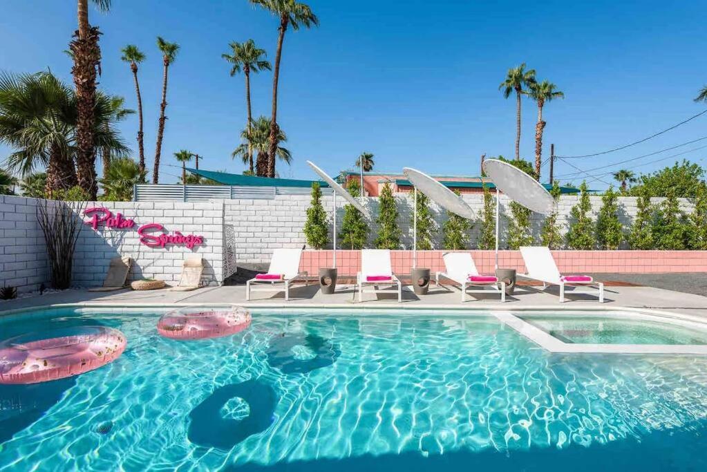 Alexander: Retro Chic Oasis 2023 Modernism Showcase House Palm Springs Exterior foto